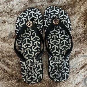 Tory Burch Patterned Flip Flop